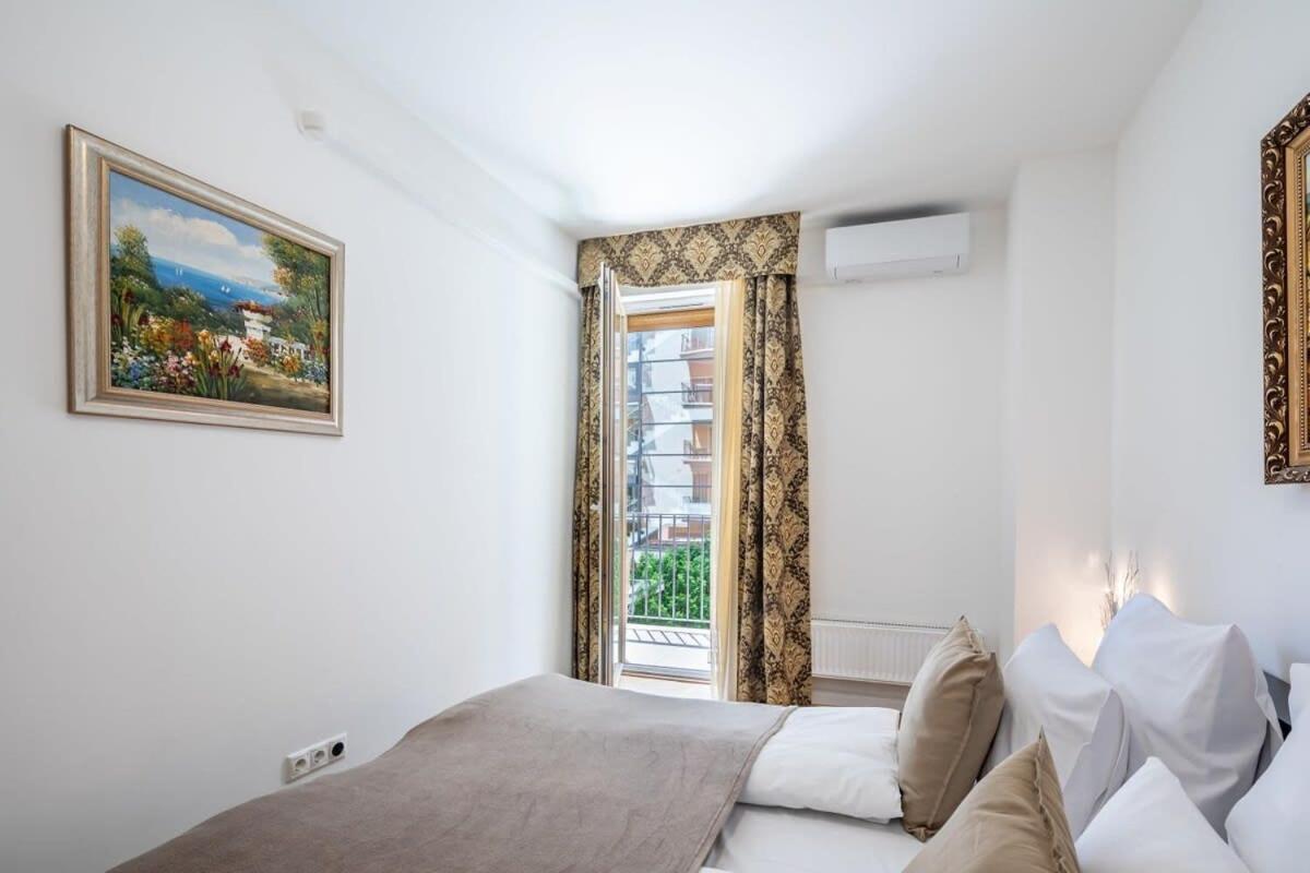 Homey Apartment With Ac And Balcony Budapest Kültér fotó