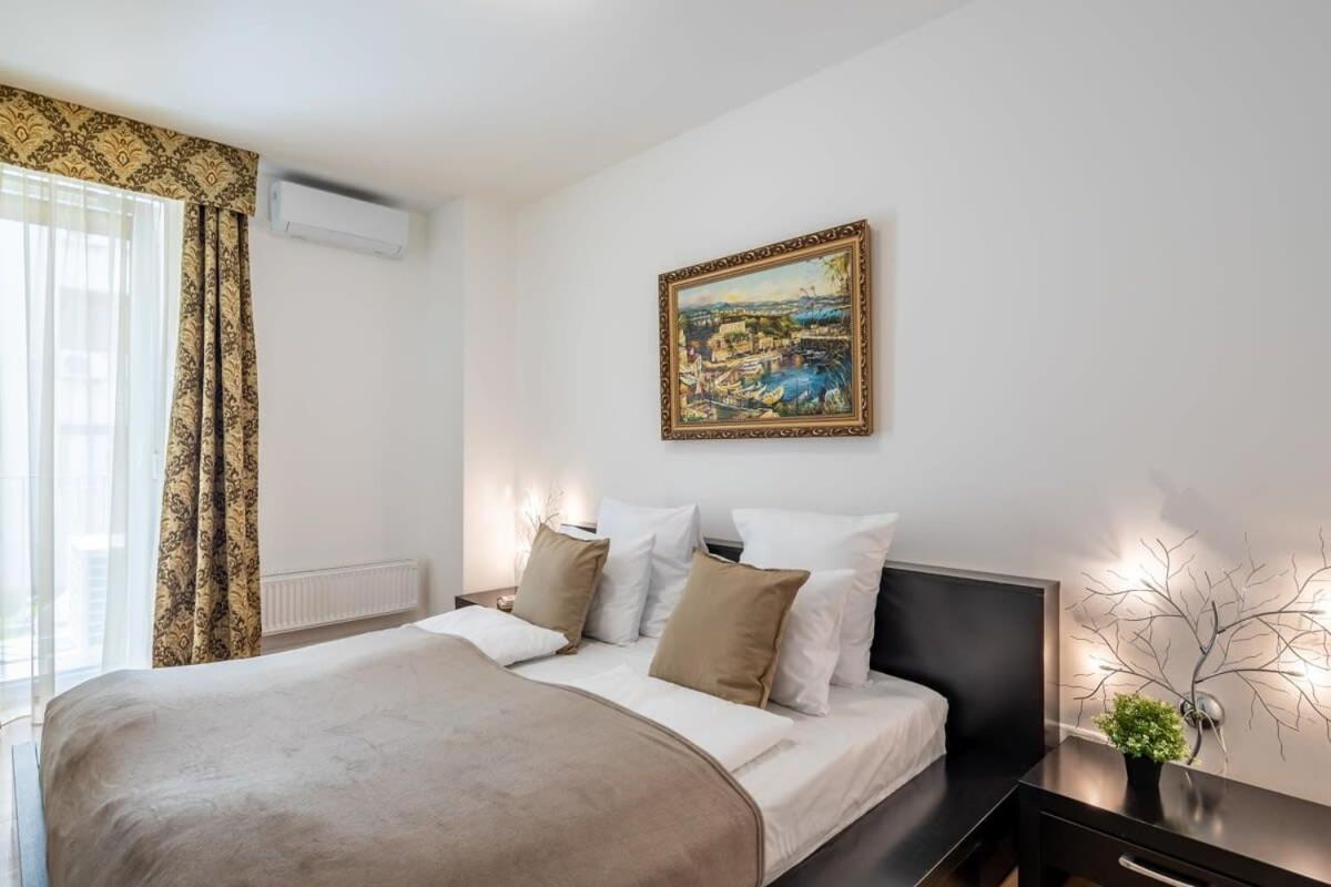 Homey Apartment With Ac And Balcony Budapest Kültér fotó